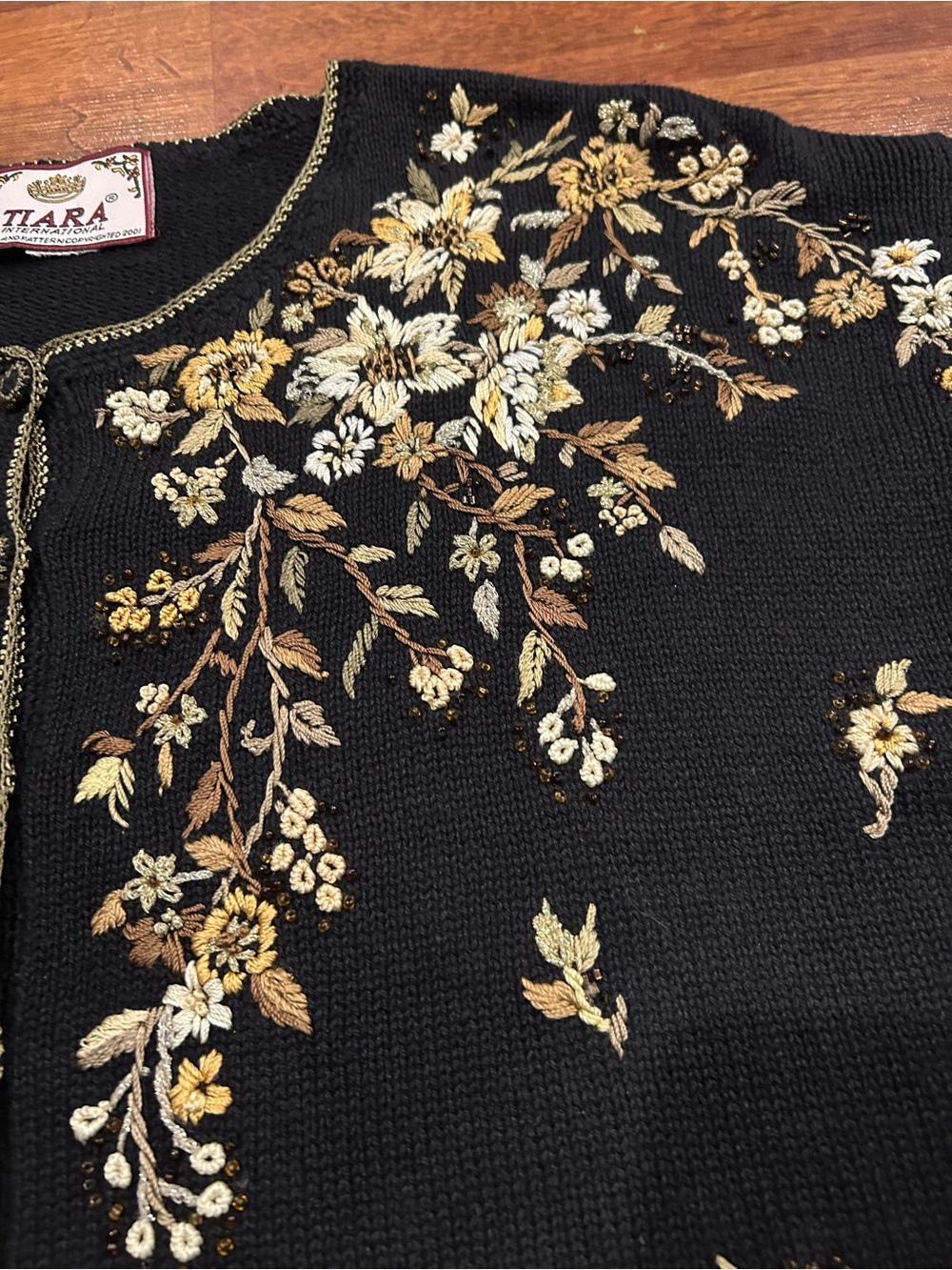 Tiara International Cardigan Black Sweater Embroidered Floral XL Cottagecore - Picture 2 of 8